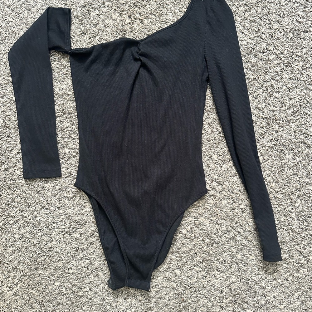 SHEIN Black Bodysuit with Square Neckline and Ruched Detail